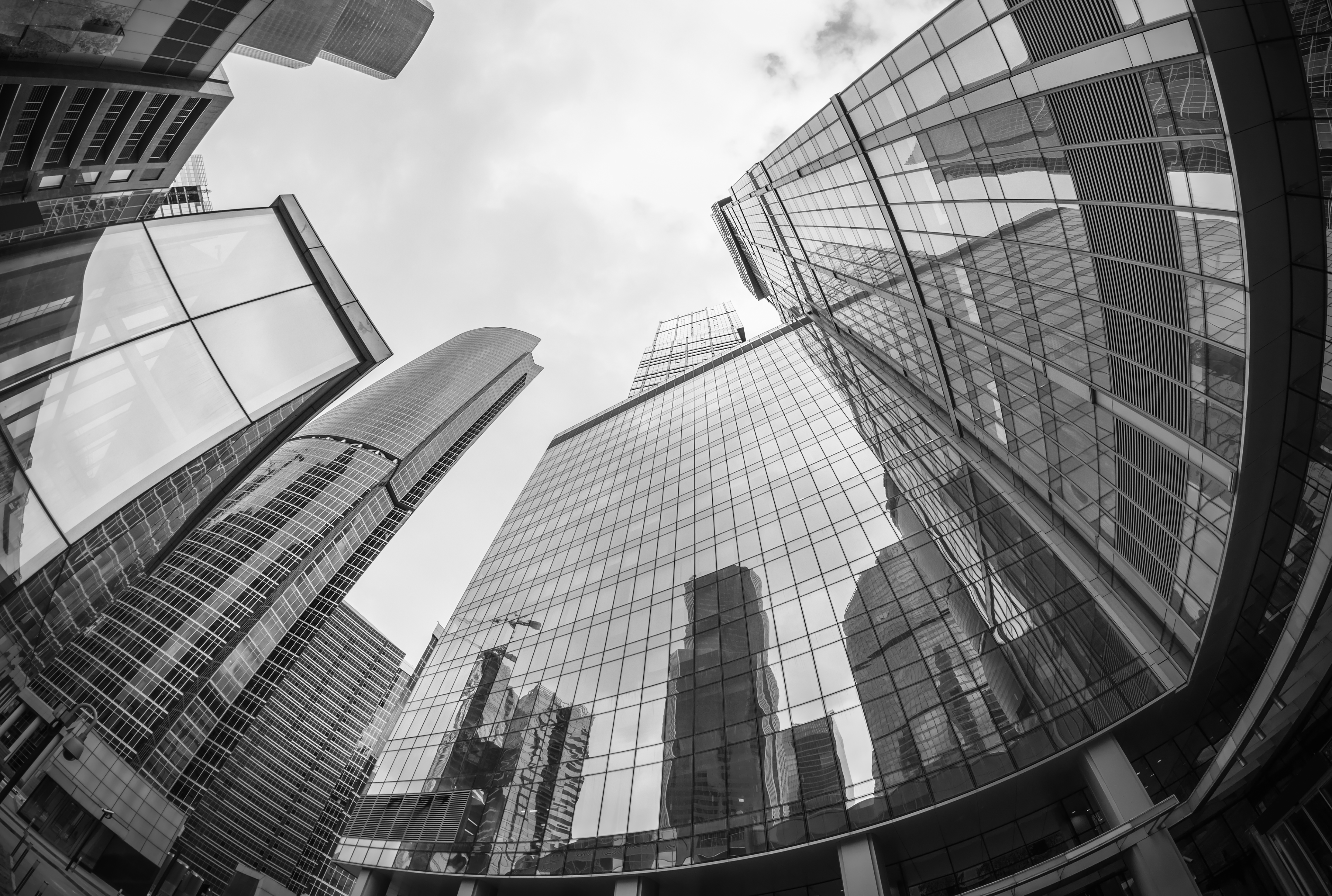 الوساطة العقارية والتسويق العقاري